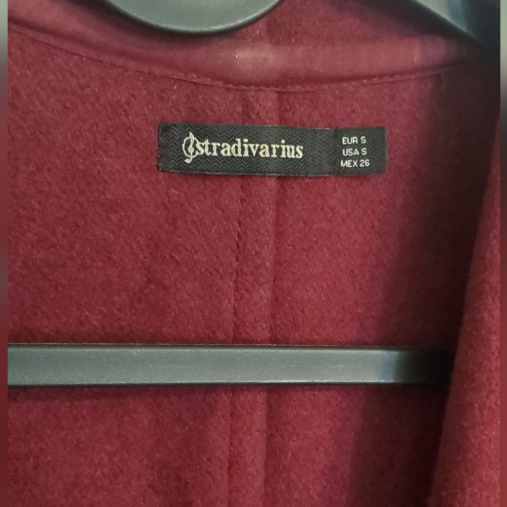Stradivarius Burgundy Cover Size Small - Picture 3 of 4